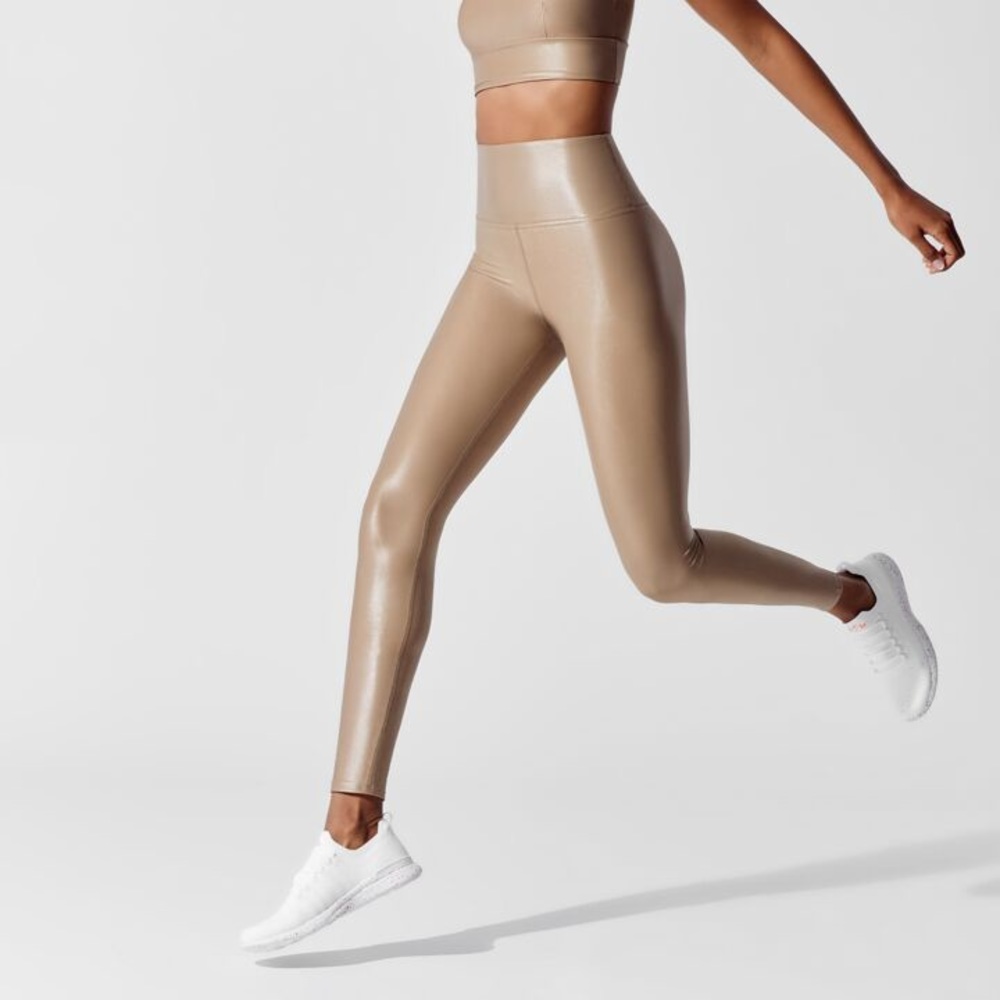 Carbon38 High Rise Legging In Takara Shine Latte S